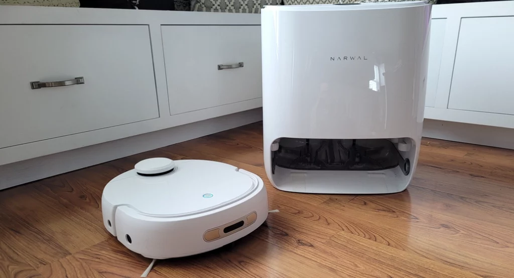 My Narwal Review: Is this Vacuum/Mop Robot Worth it? - Tidbits